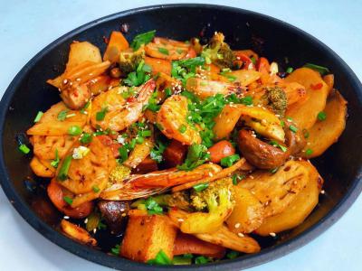 麻辣香鍋技術(shù)培訓學校哪家好？成都飄緣麻辣鍋培訓