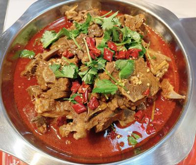 正宗羊蝎子火鍋技術(shù)培訓(xùn)哪家好？探尋飄味緣餐飲培訓(xùn)的卓越之道