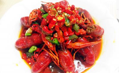 想學(xué)小龍蝦技術(shù)？飄味緣培訓(xùn)學(xué)校到底怎么樣？一篇為你全面解析！