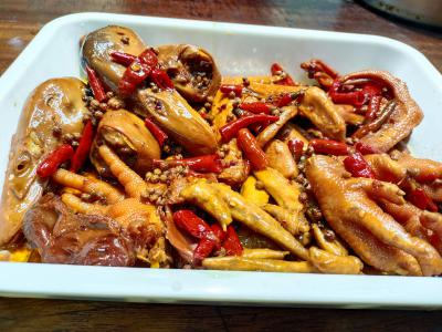 現(xiàn)鹵現(xiàn)撈技術(shù)培訓(xùn)多少錢？飄味緣培訓(xùn)現(xiàn)鹵現(xiàn)撈創(chuàng)業(yè)成本低