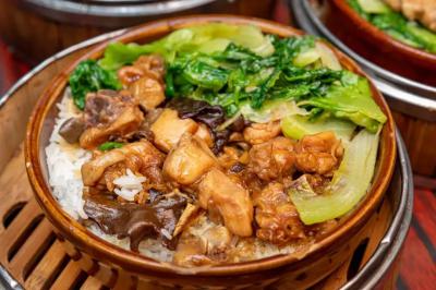 籠仔飯技術(shù)培訓(xùn)去哪里？飄味緣餐飲技術(shù)培訓(xùn)，助您開(kāi)啟財(cái)富蒸籠！