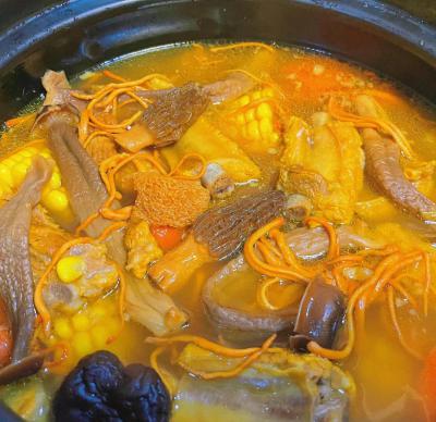 排骨菌湯鍋技術培訓學校哪家好？飄味緣小吃培訓班深度解析