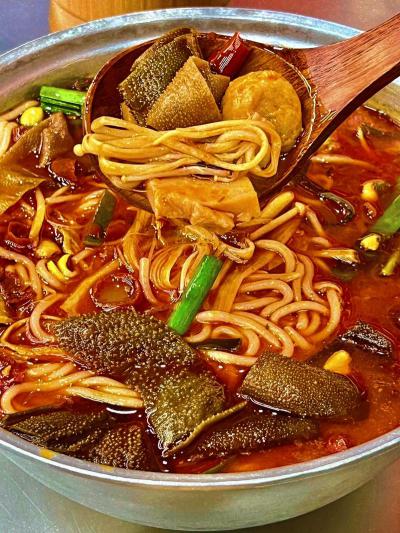 火鍋米線技術培訓哪家好呢？飄味緣小吃培訓學校一對一教學